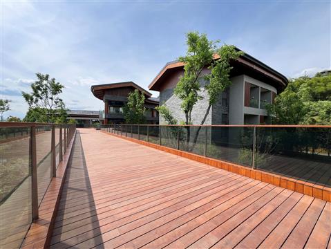 Solar Power Glass Fence②